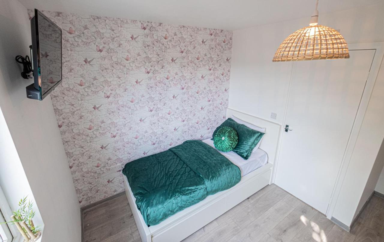Forest Work & Relax Accommodation Overstone Exteriér fotografie
